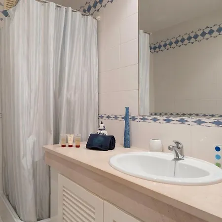 Jazz & Silvia - Moderno & Apenas A 5 Min Da Dos Pescadores Apartman Albufeira